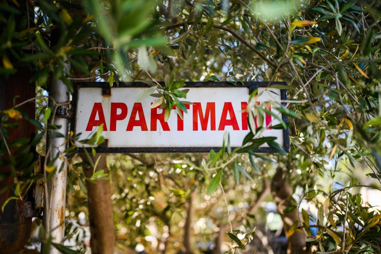 Apartmani Milka Zadar Exteriör bild