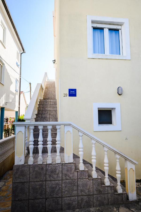 Apartmani Milka Zadar Exteriör bild